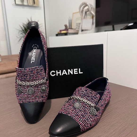 Women’s Chanel shoes size 9 - Picture 2 of 5